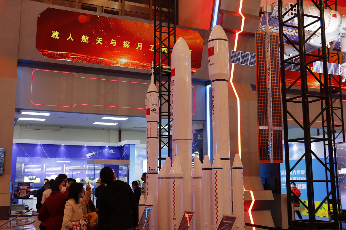 中国航空航天：创新飞翔，国家骄傲！