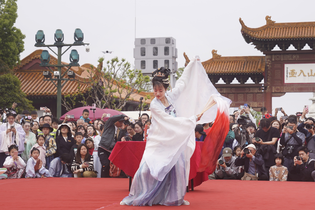 浙江绍兴:古韵今风,与你共舞