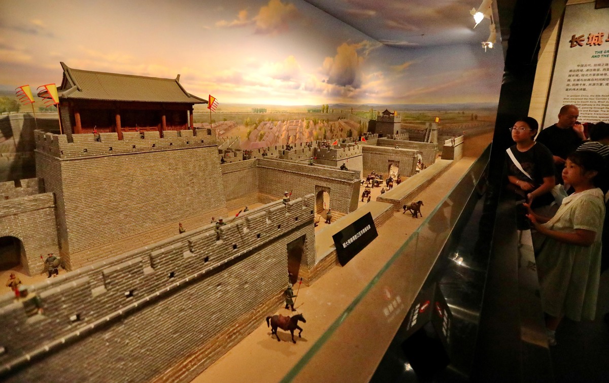 秦皇岛秦皇宫游记：探秘历史遗迹，感受中华文明