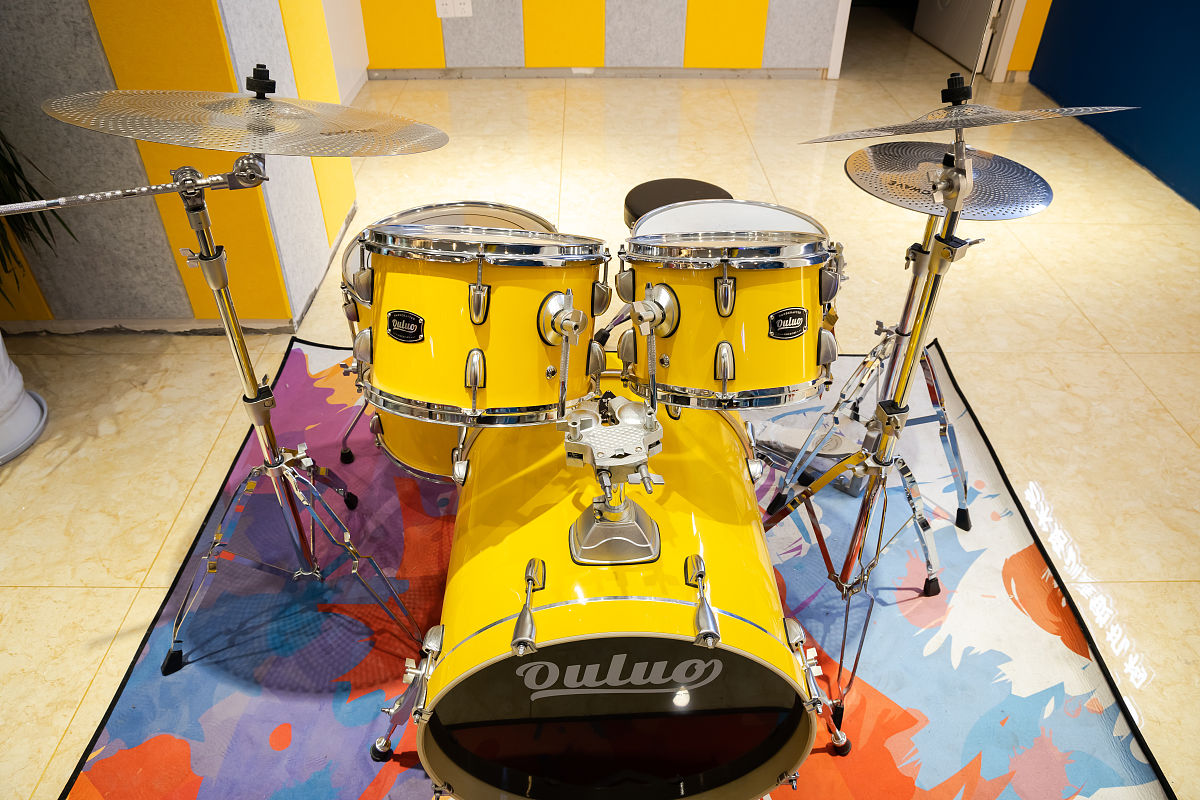 请600字博客文章主题是：架子鼓好学吗