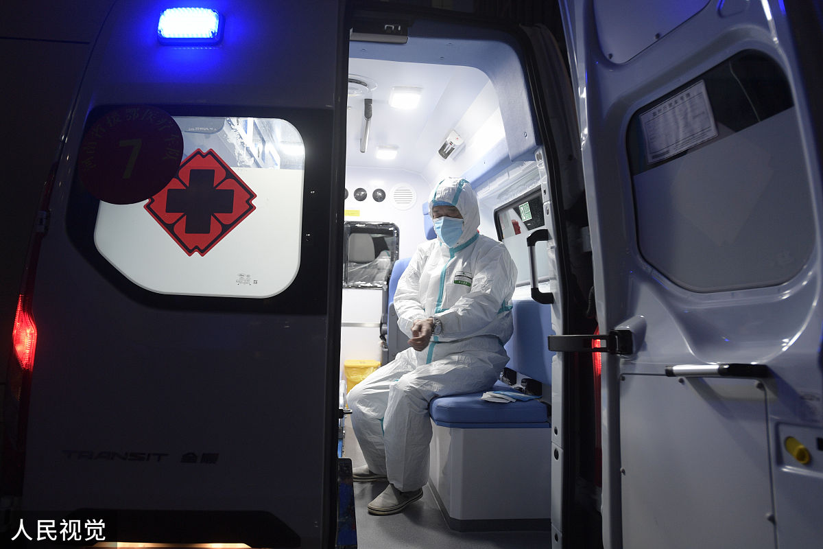 多功能生命胶囊舱：集诊断、救治、治疗、运送于一体的未来医疗趋势