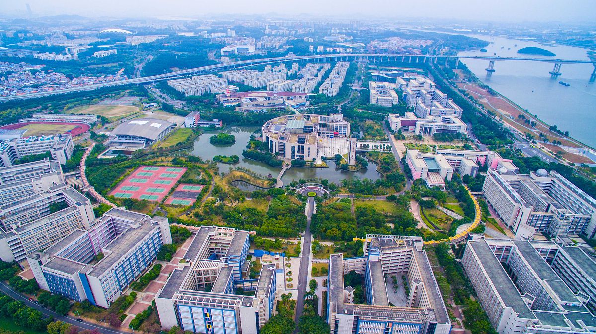 五邑大学地址在哪里-怎么去用