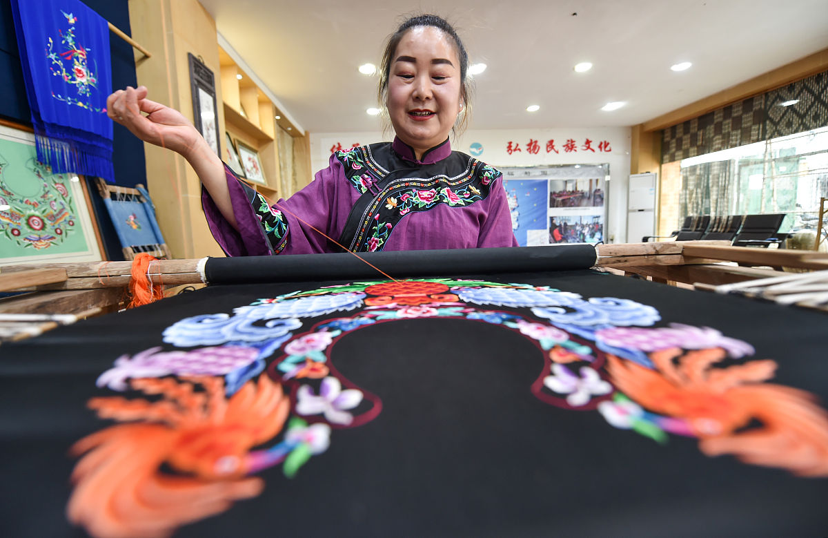 刺绣：中华非物质文化遗产的瑰宝，传承与弘扬的意义