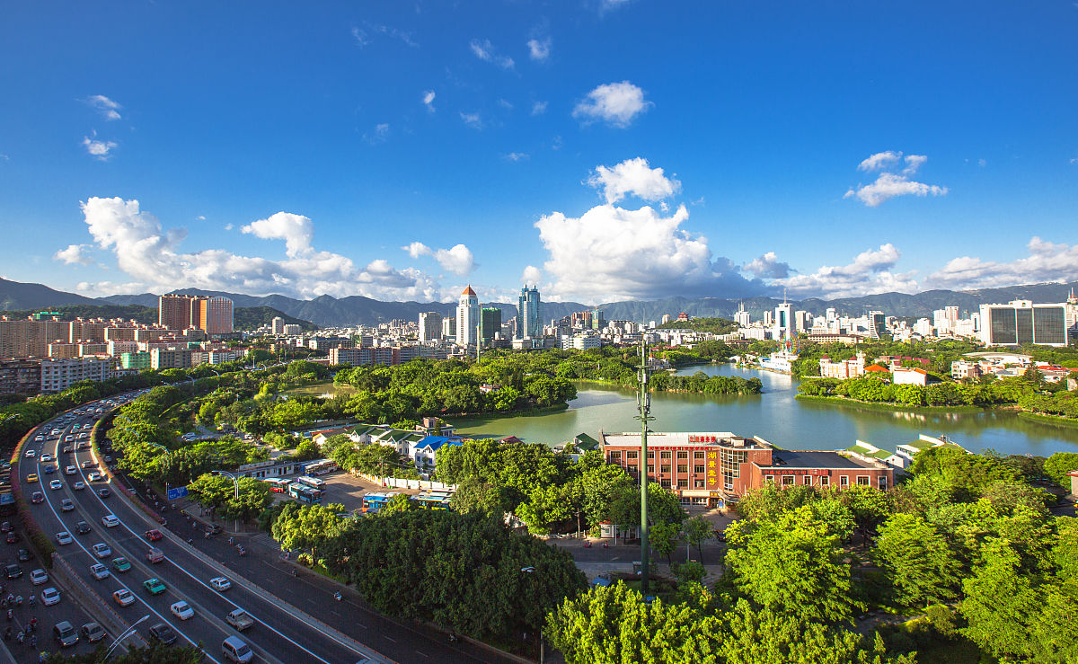 2016年7月6日,福建福州,左海公园.
