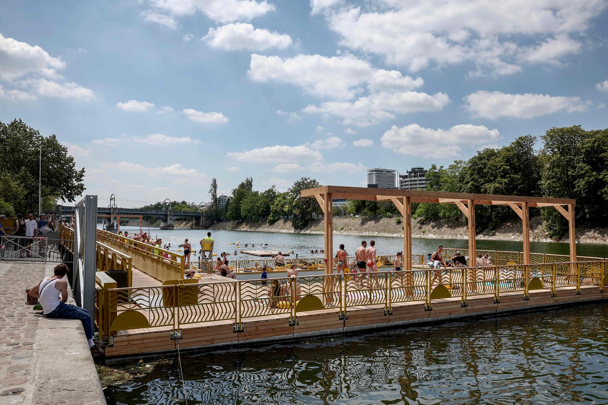 800字昆明捞鱼河公园游记