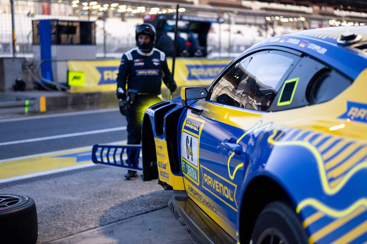 TCR Touring Car 赛事客户数量分别是谁