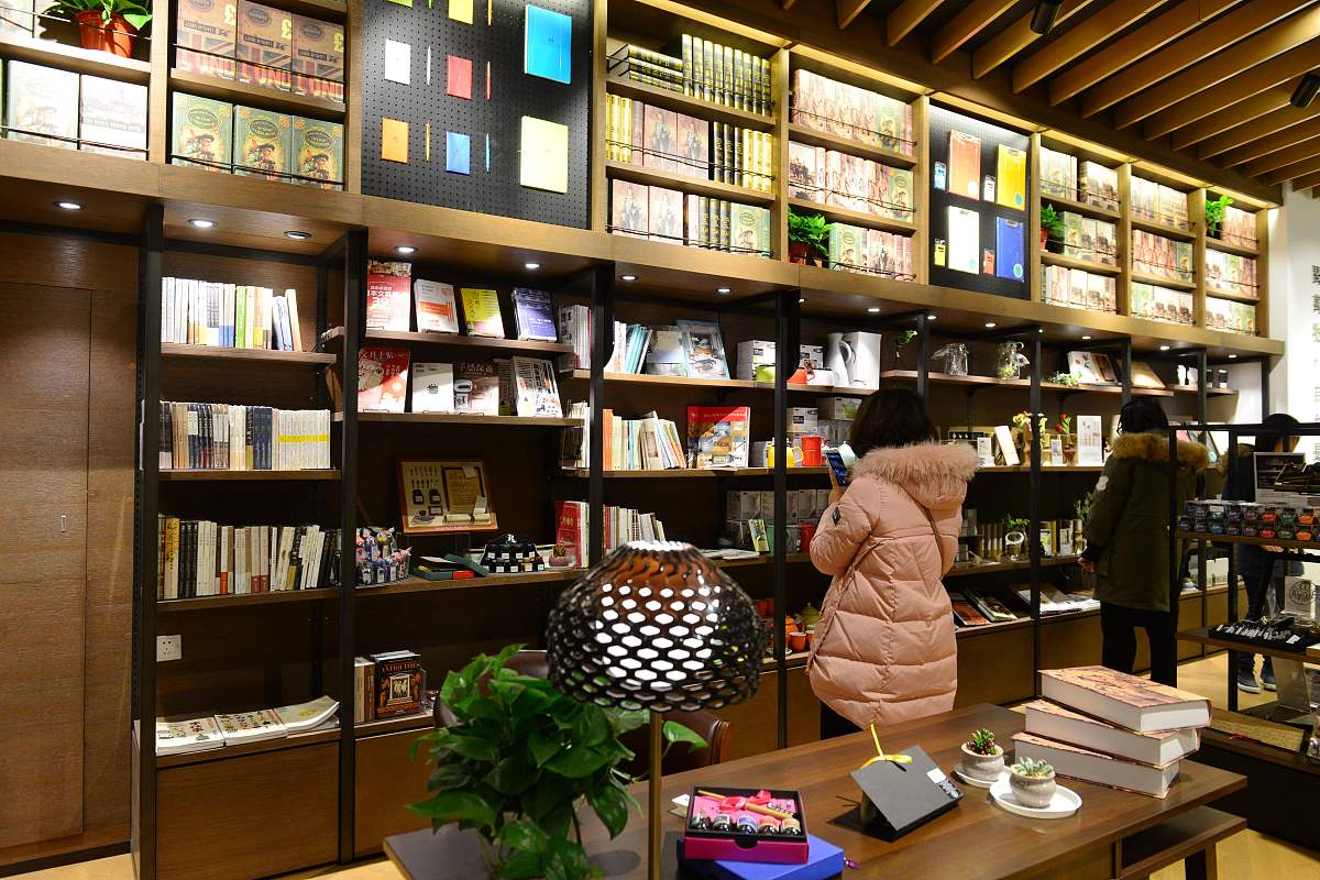 2016年12月28日,江苏南京,世界最美书店g-takaya书店一角.