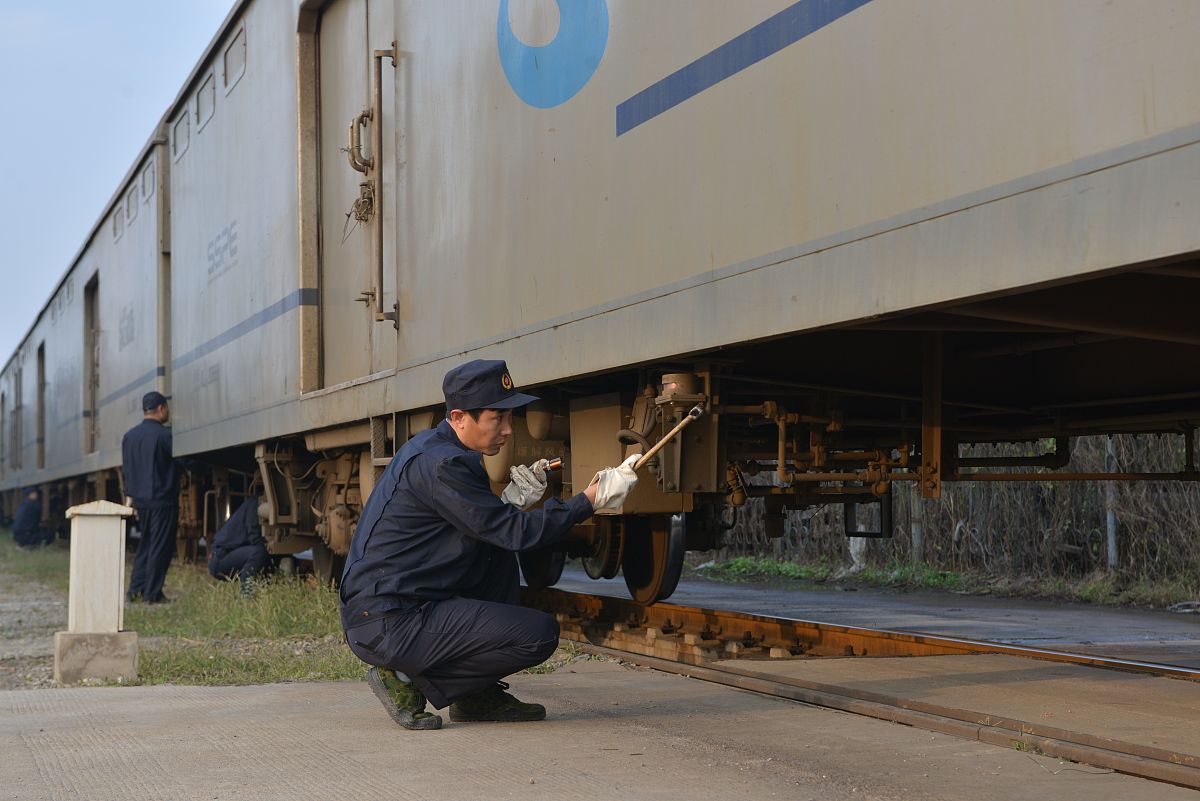 铁路装车铺线费是什么意思