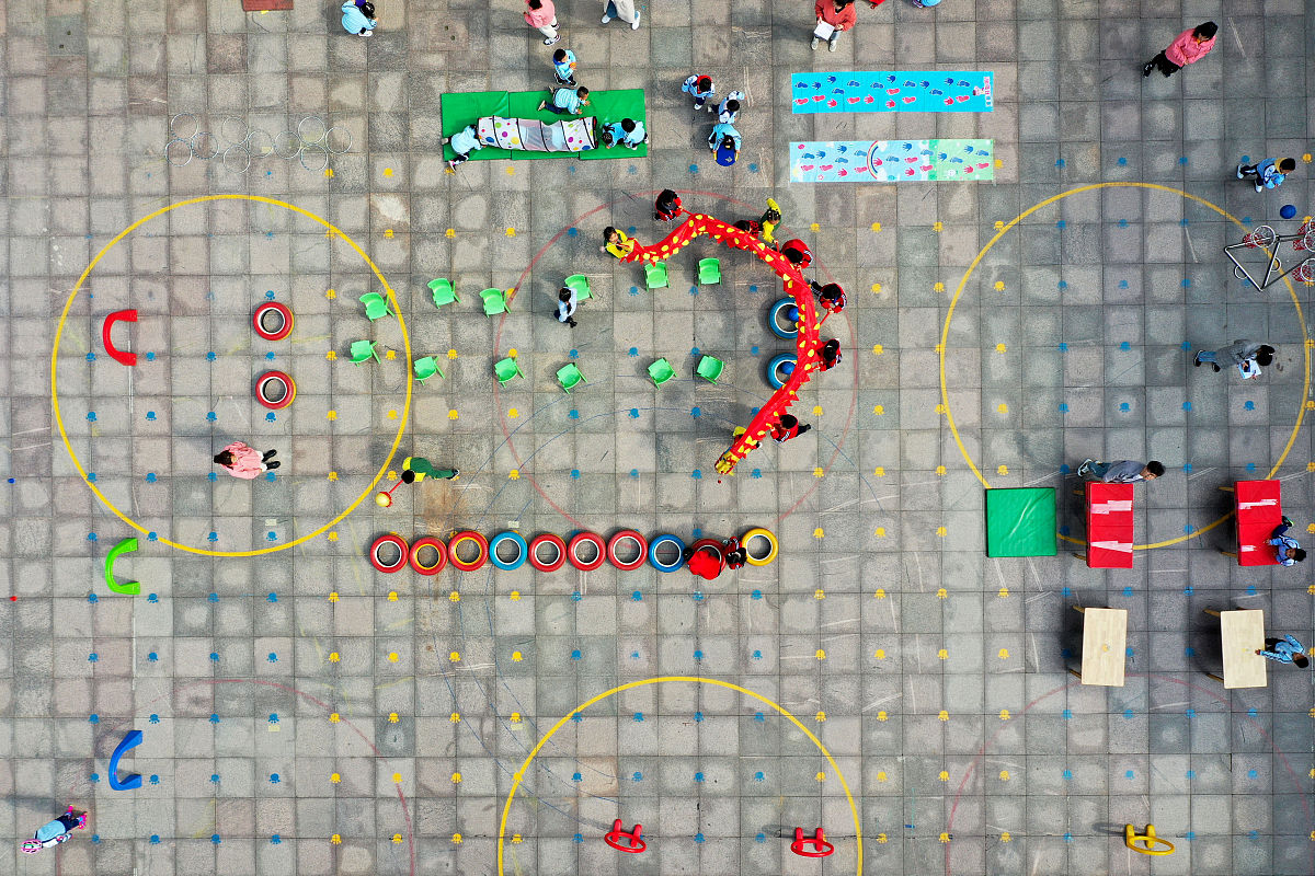 Swing 坦克大战地图构建：使用二维数组创建游戏地图