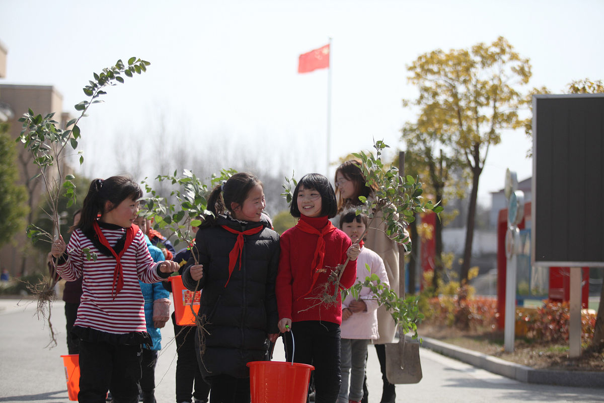 争做文明学生，共建大美清附 | 国旗下演讲