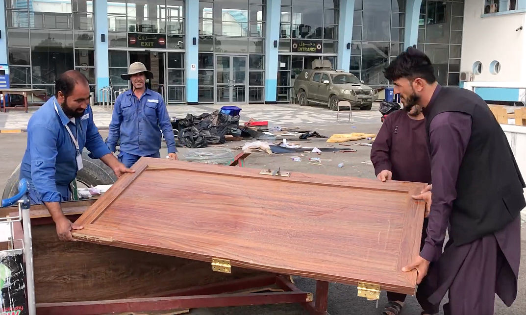 用500字夸一下我的朋友王宇恒男26岁