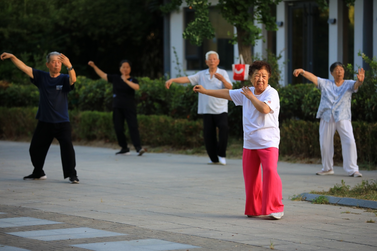 老年人比赛需求调研：市场现状、参与意愿及影响