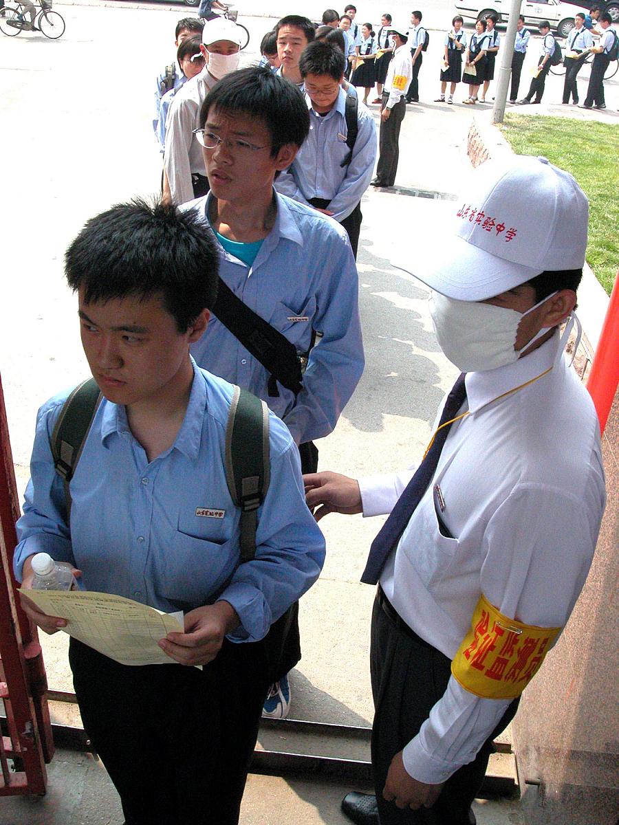 成都高中没毕业学飞机维修职业怎么样