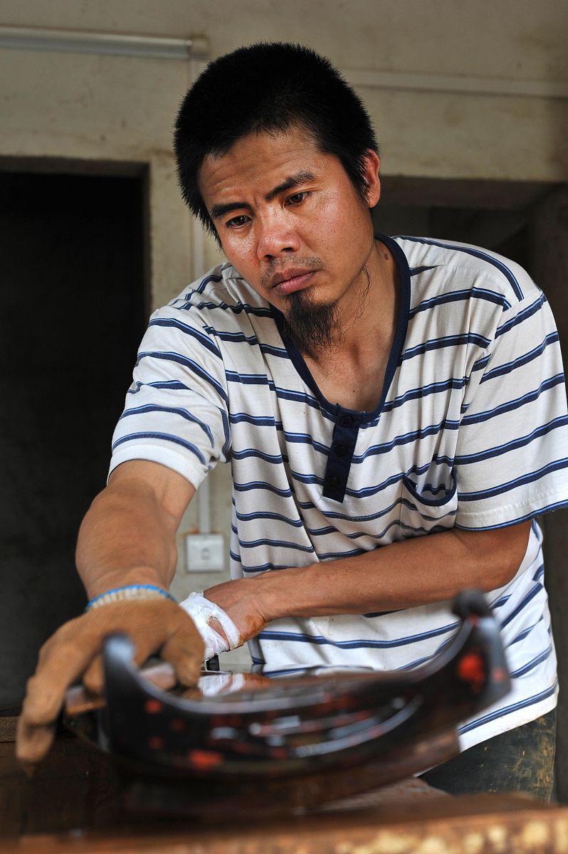 古琴转调技巧：调弦与指法详解