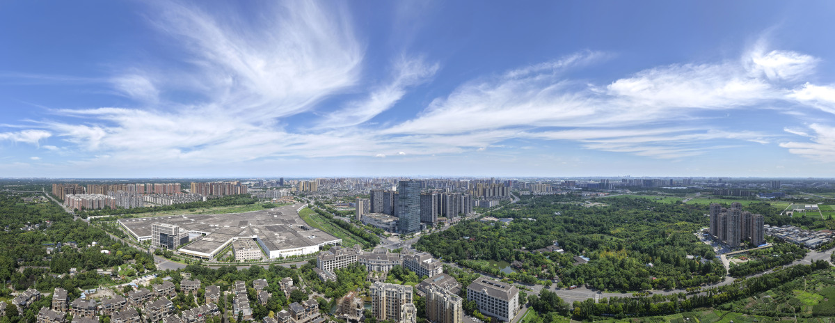 中介角度专业讲解振兴天府里面积99平套三双卫项目不限够位于天府新区南天府大道旁项目周边生态环绕西邻泉龙河东邻寨子山公园南邻帽顶山公园高速路➕S5市域铁路与地铁19、16号线换乘T50公交换乘1号线地铁享K18全龄教育体系眉山天府新区天府学校视高中心小学等