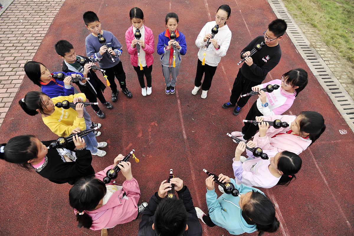 给我提供两个破冰小游戏