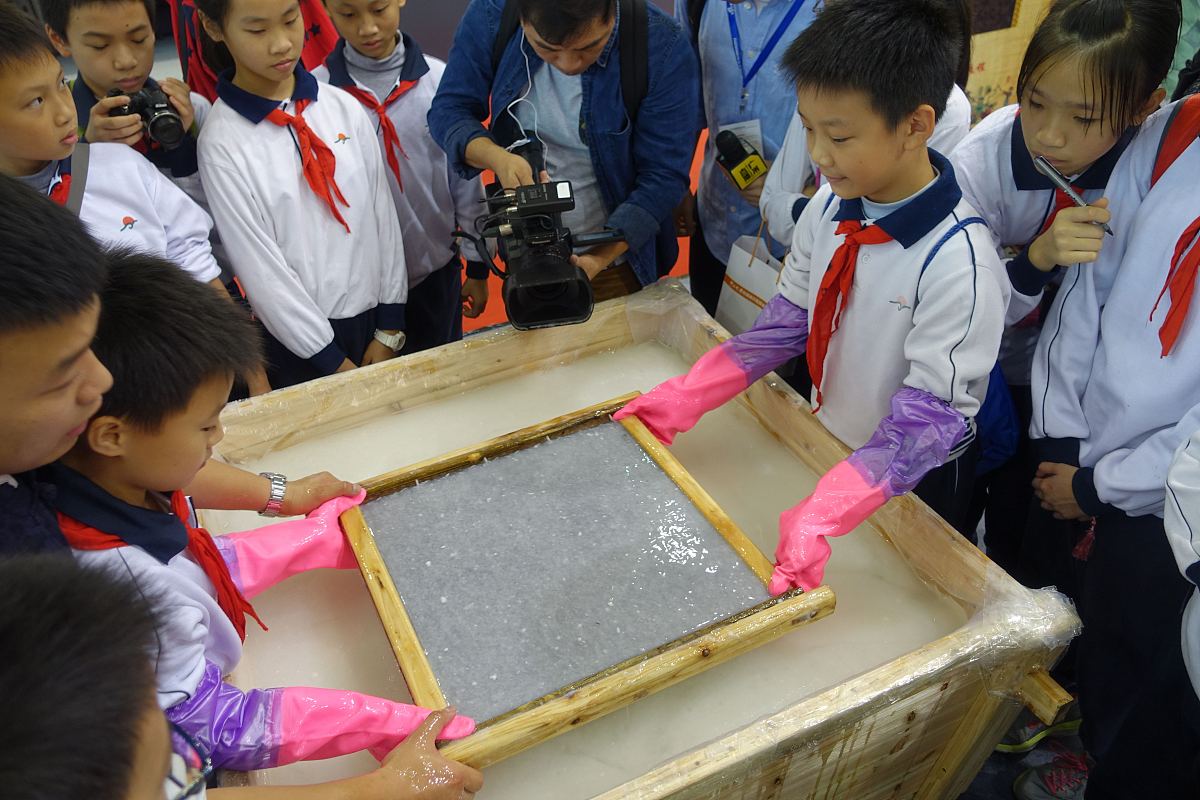 造纸术探究学习目标：重温古代文明，培养科学素养