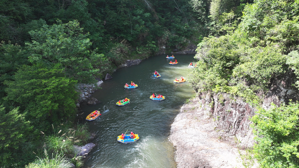 写一个九江溯溪牛鼻孔的游玩手册