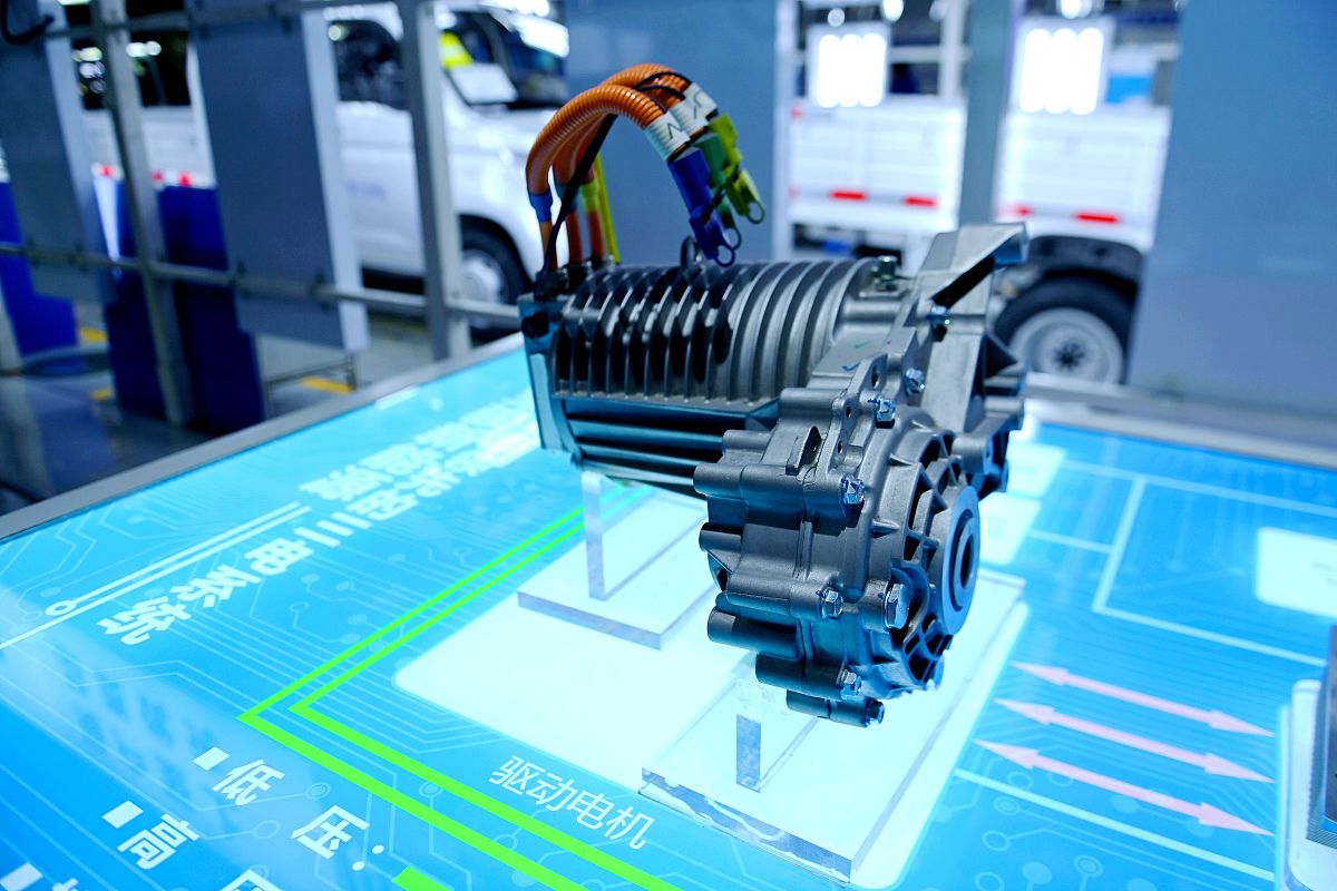 新能源汽车电机控制和电机的技术突破的应用推广