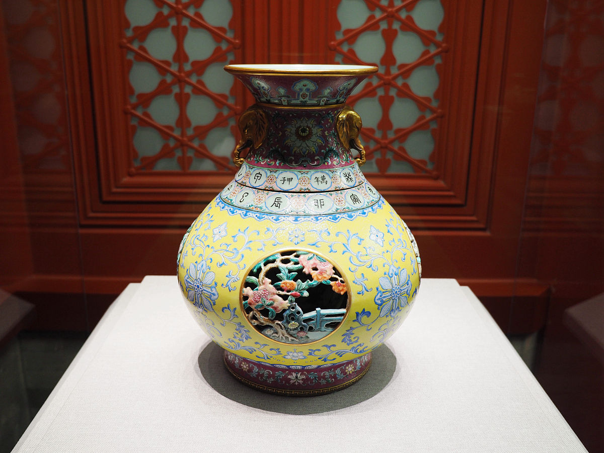 许昌陶瓷职业学院专业有哪些？全方位解读！