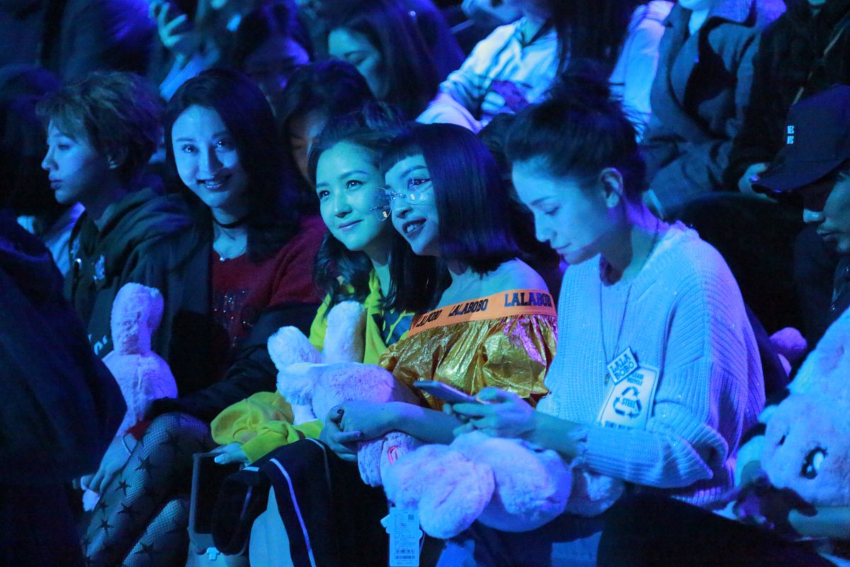 开心一刻：为什么你笑得那么开心？