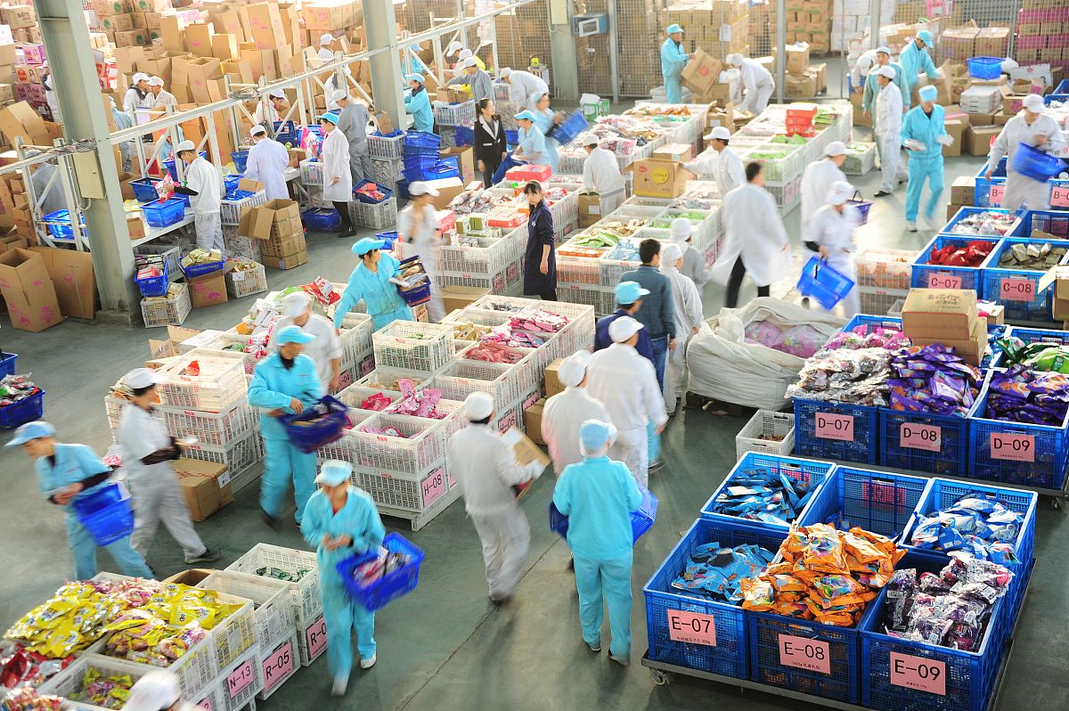 2016年11月11日早晨6时许,江苏省太仓市一家休闲食品企业电子商务部,2