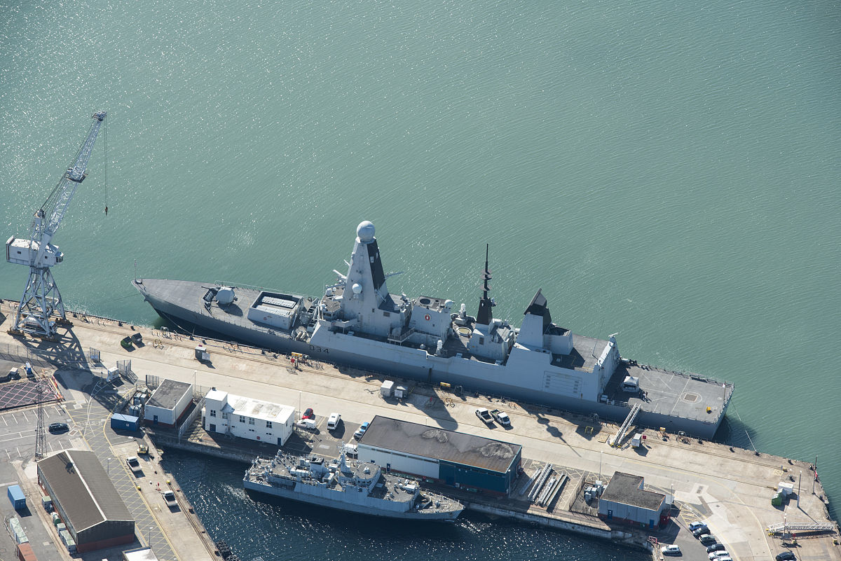 royal navy destroyer hms diamond (d34), hm naval base, city of p