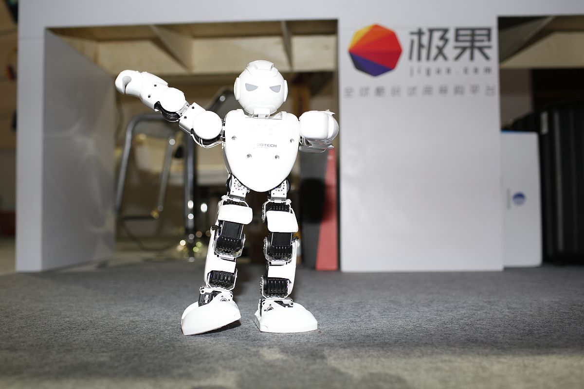 成都五年制大专网络工程专业就业前景 - 就业方向和发展机会