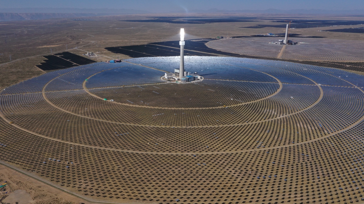 油田边远油井供电的最佳选择：光伏发电技术