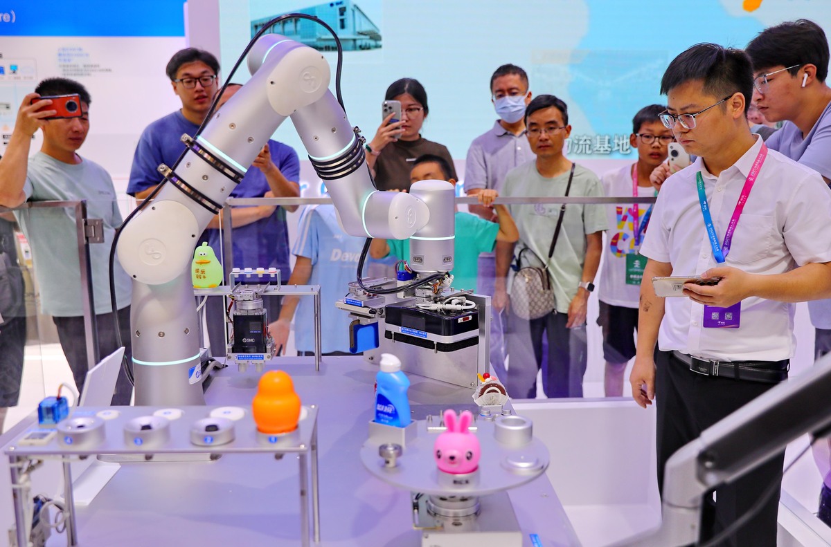 鄢陵人工智能学校工业机器人专业：优势、招生要求及提升建议