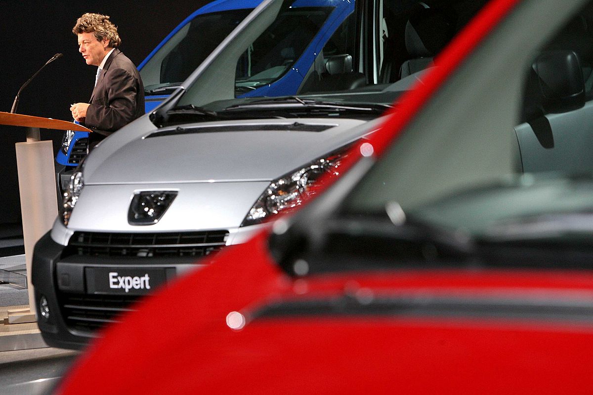 2006年11月7日,法国北部城市瓦朗谢讷,法国psa标致雪铁龙于其sevelnor
