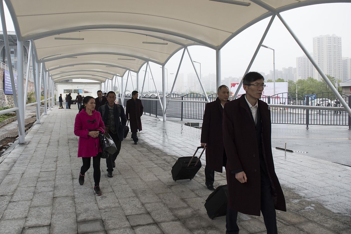 四川高铁学校和其他学校的区别是什么呢？