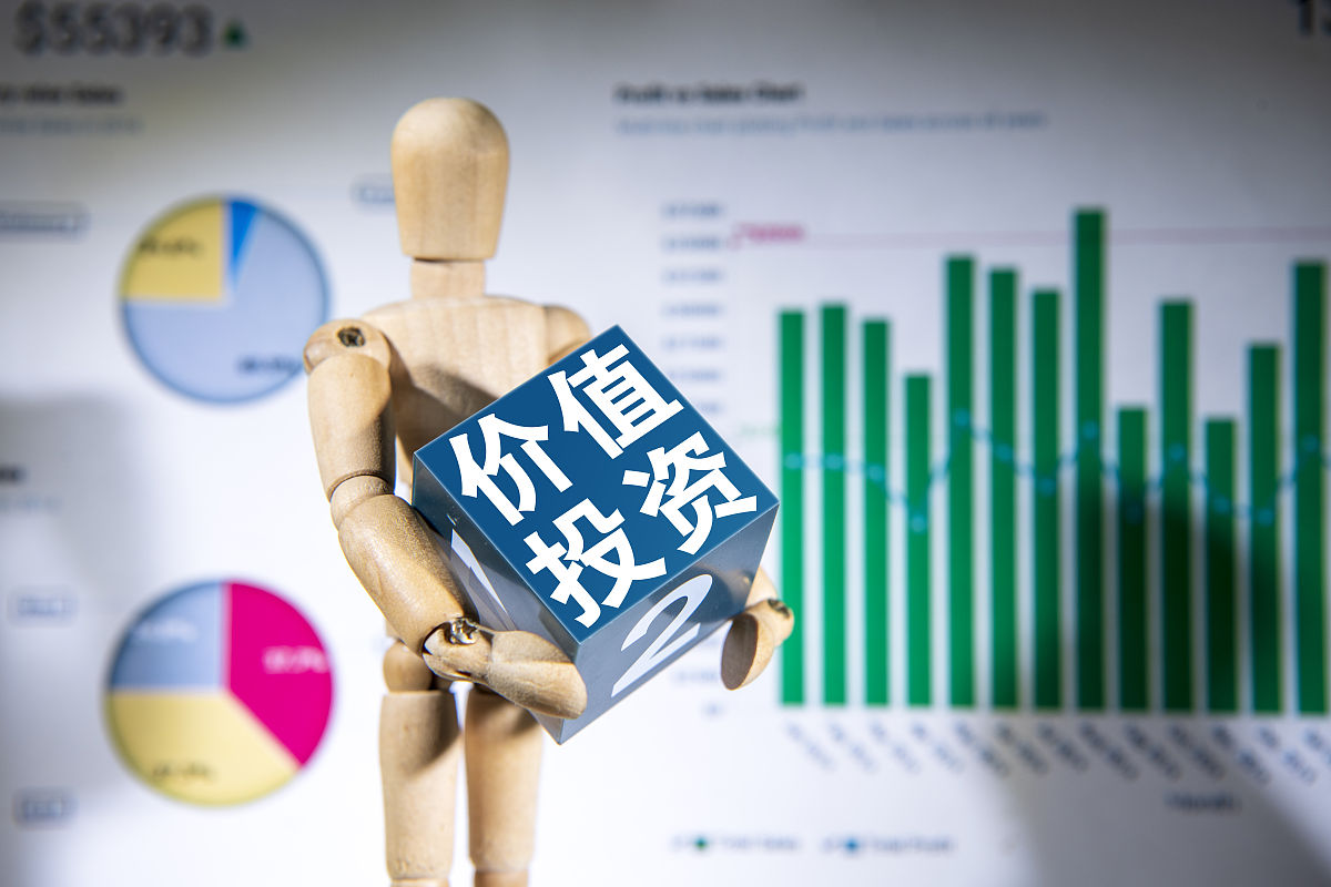 中国证券市场个体投资者独立性不足分析：信息获取、策略和心态