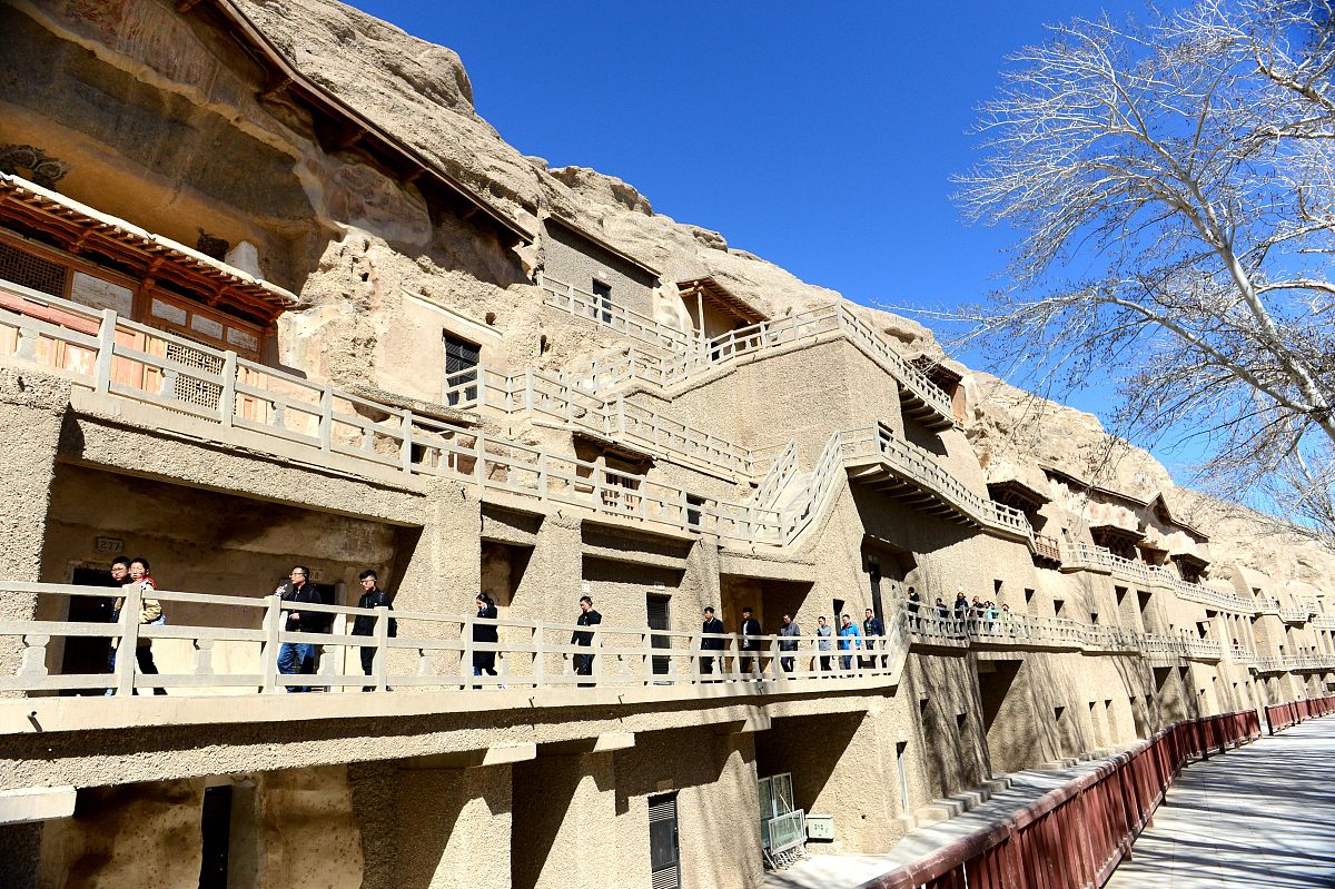 甘肃旅游攻略：探索丝绸之路上的文化瑰宝与自然奇观