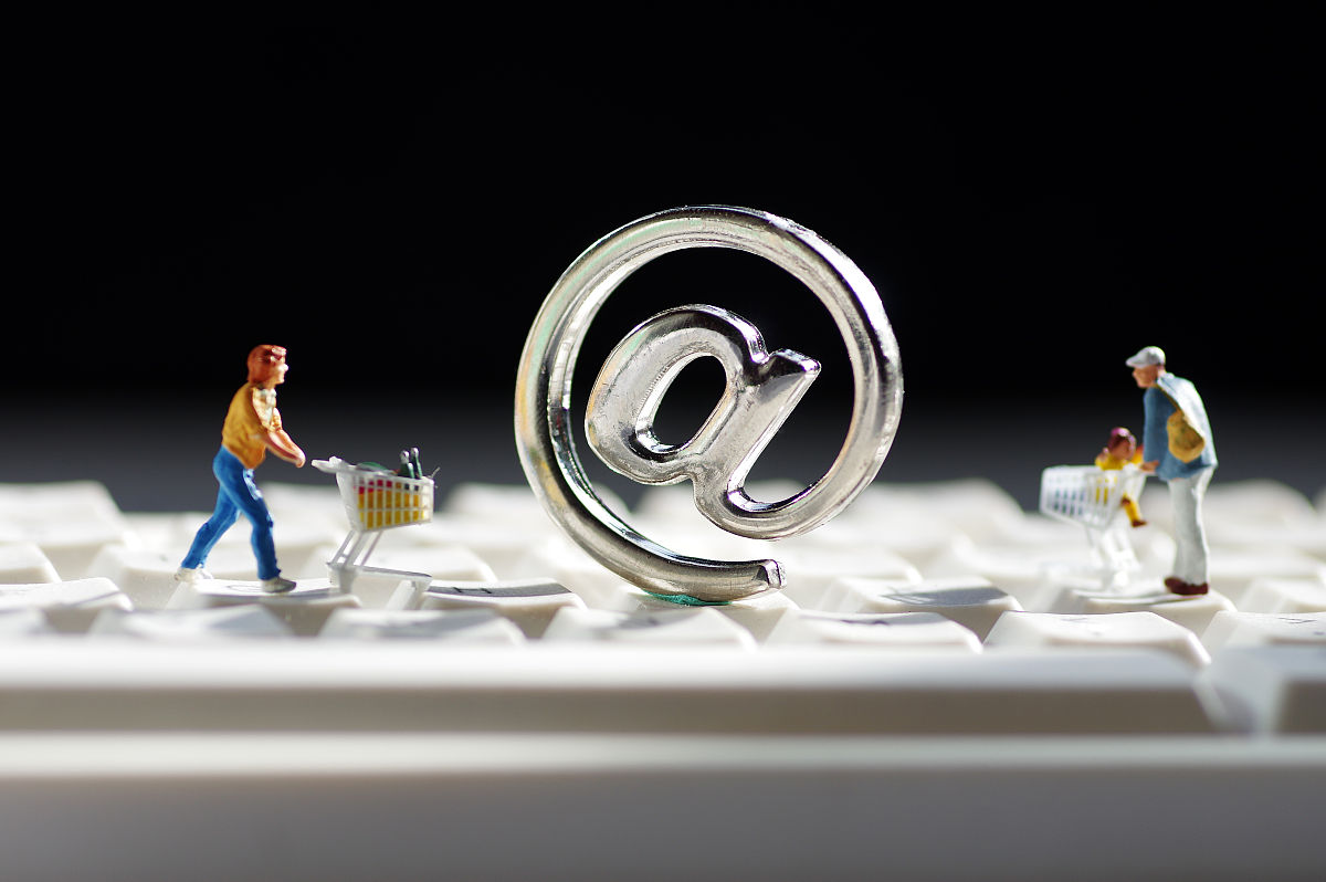 多选题】金融工具的网险王要有。94國三操作风险¢ 信用风险江工法律网险四E违法风险我的答案：ABD