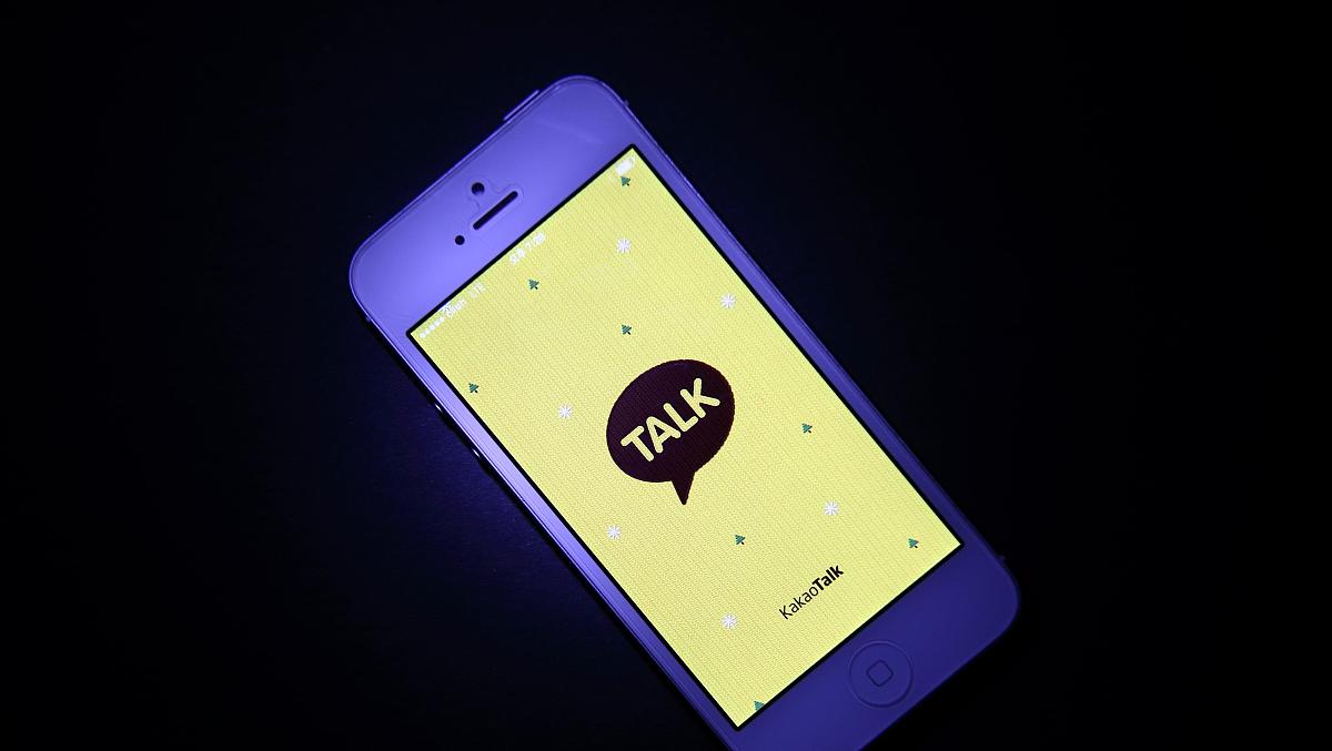 当地时间2013年12月28日,韩国首尔,通讯应用kakaotalk.在韩国地区排名