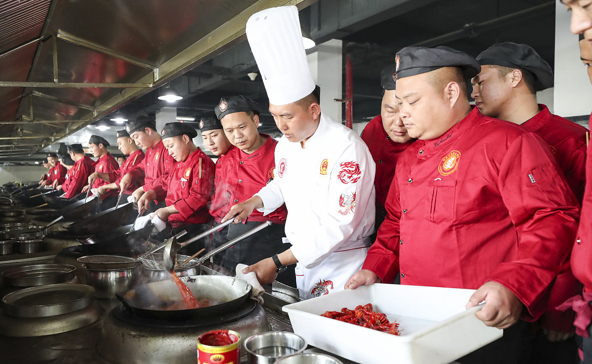 成都哪些厨师学校好