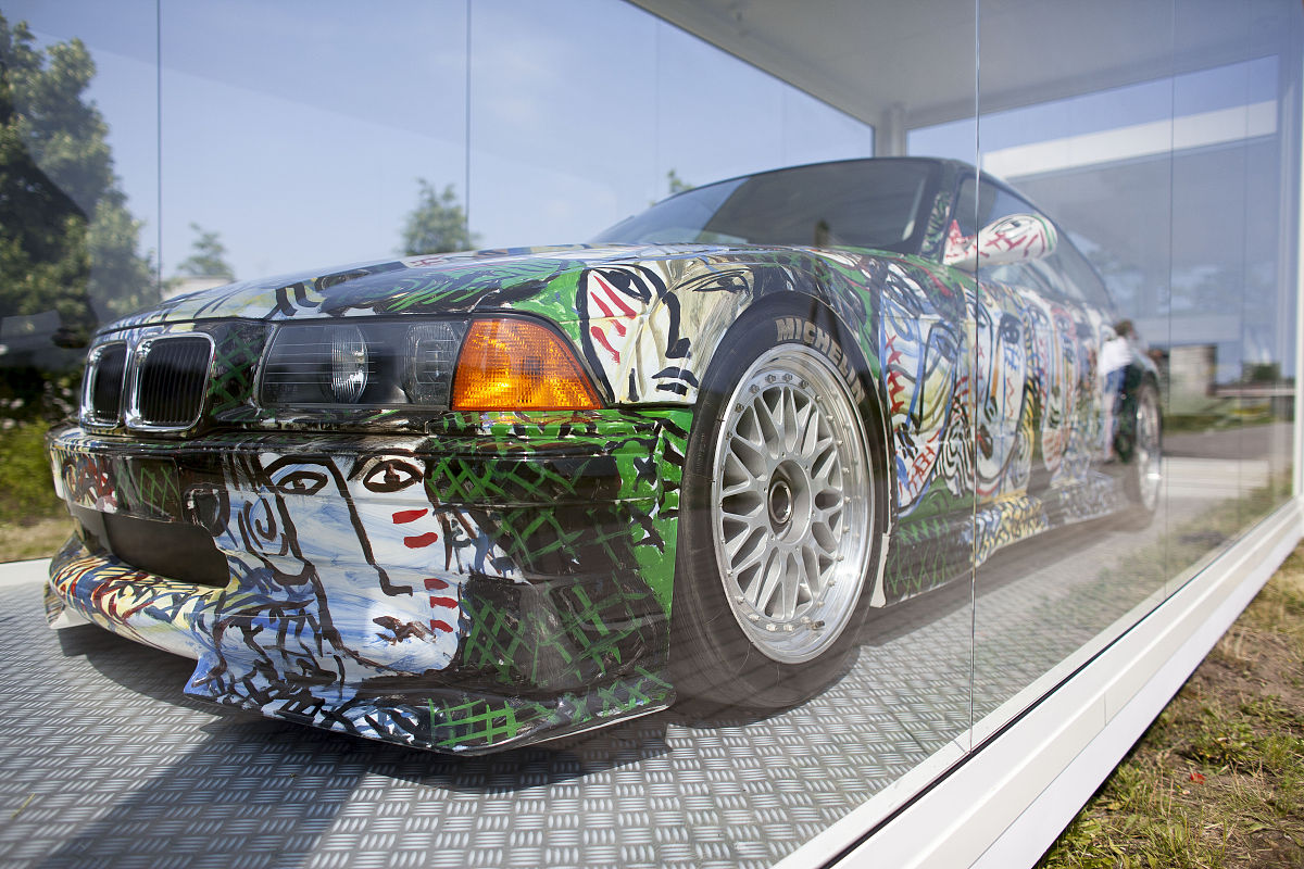 当地时间2021年6月16日,波兰华沙,当地举行宝马艺术汽车展.bmw painte