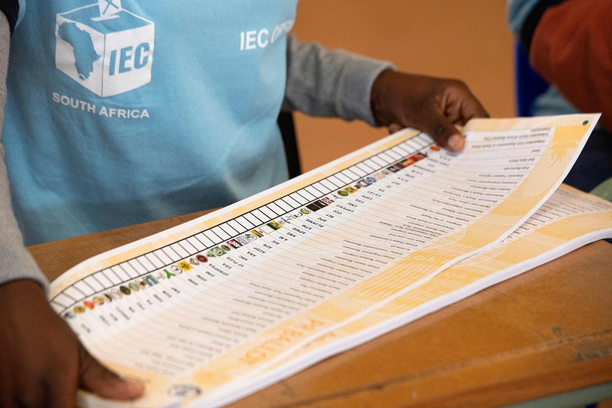 台州媒体曝光求助热线是多少？最管用的曝光平台 要求：创建一篇1500至2000字的解决方案