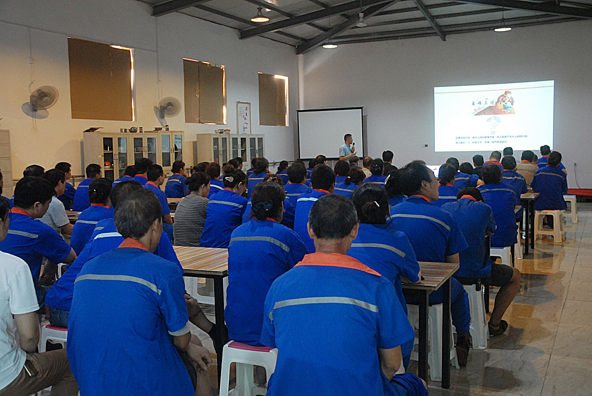 劳动安全培训指南：从事故预防到应急响应