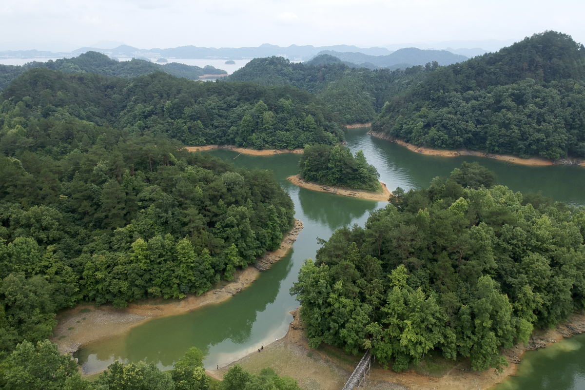 目的地心动指南# 旅行,总有一种魔力,让我们暂时