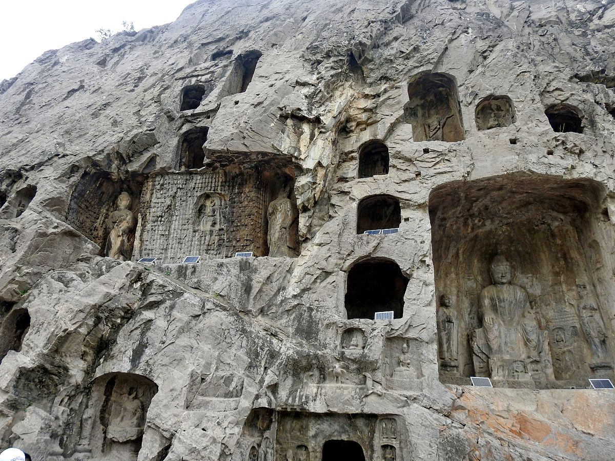 制作一个介绍洛阳旅游的网页