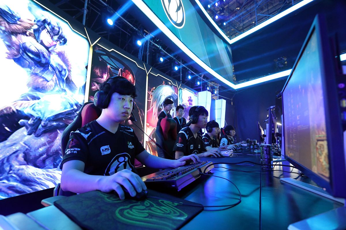 厦门2023新中考女生物理化学政治学什么专业好