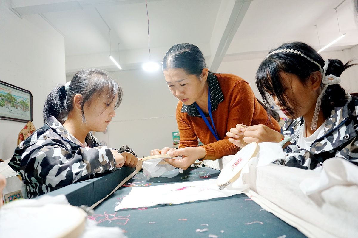 四川南部县职业技术学校招生办联系方式 - 联系电话、地址 四川南部县职业技术学校招生办联系方式 - 联系电话、地址