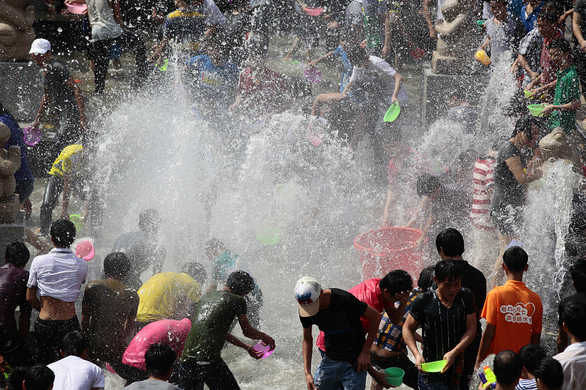 今天下午三点一位姐姐的宝宝出生作为保险顾问如何祝福