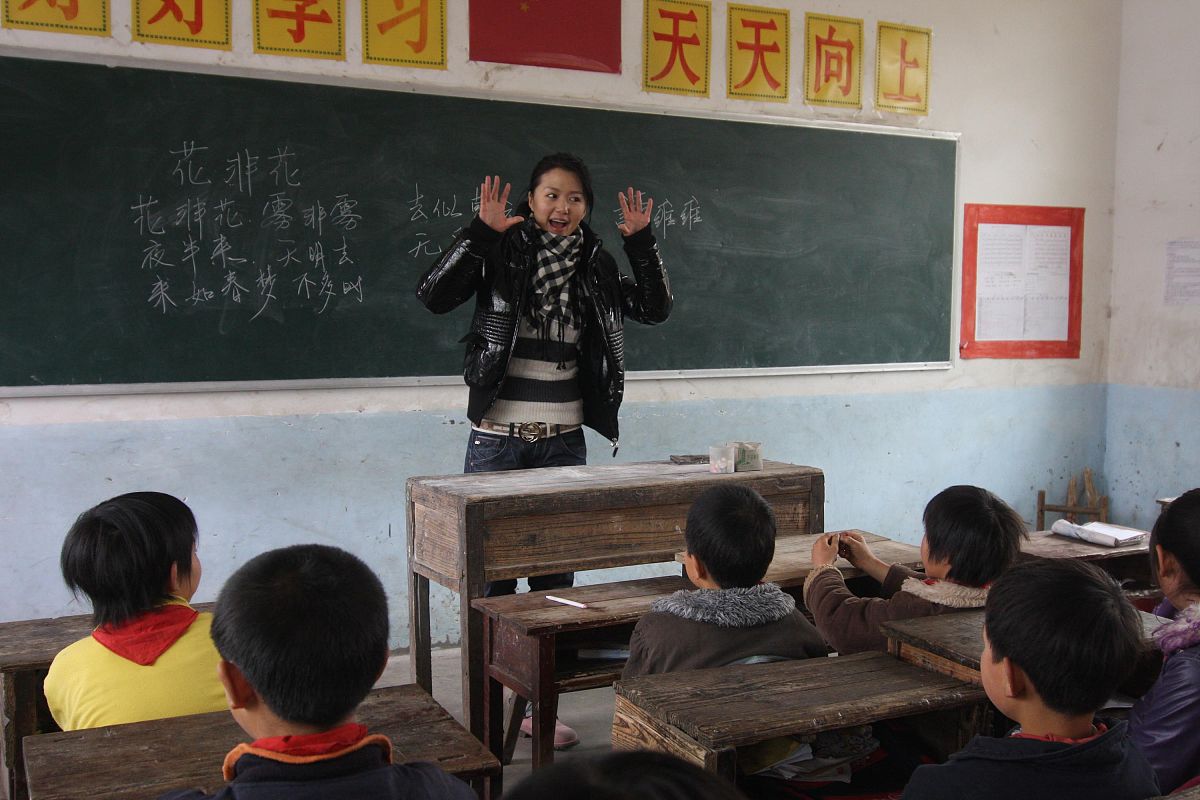 大学生能为乡村人才流失做些什么