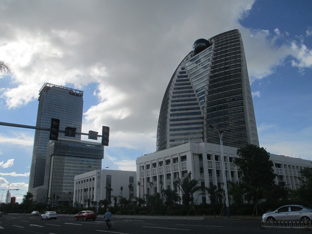 2020年葫芦岛中华商务学校招生简章 - 培养国际化商务人才