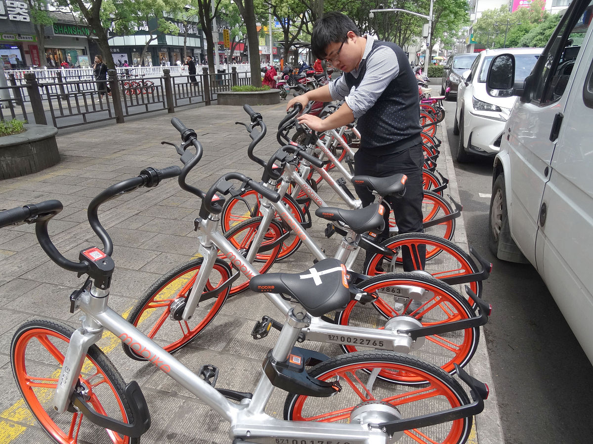 共享单车：利弊分析及优化方案