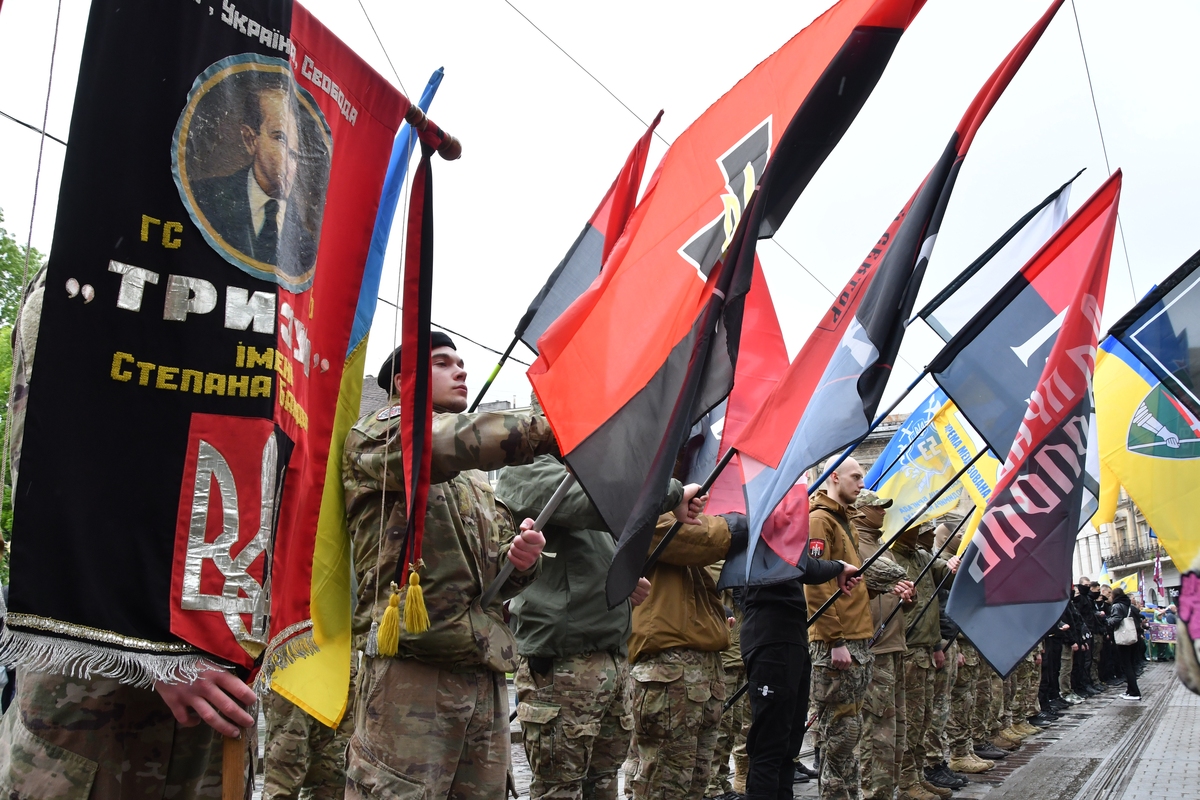 以百年变局下的乌克兰危机为主题写一篇研讨800字