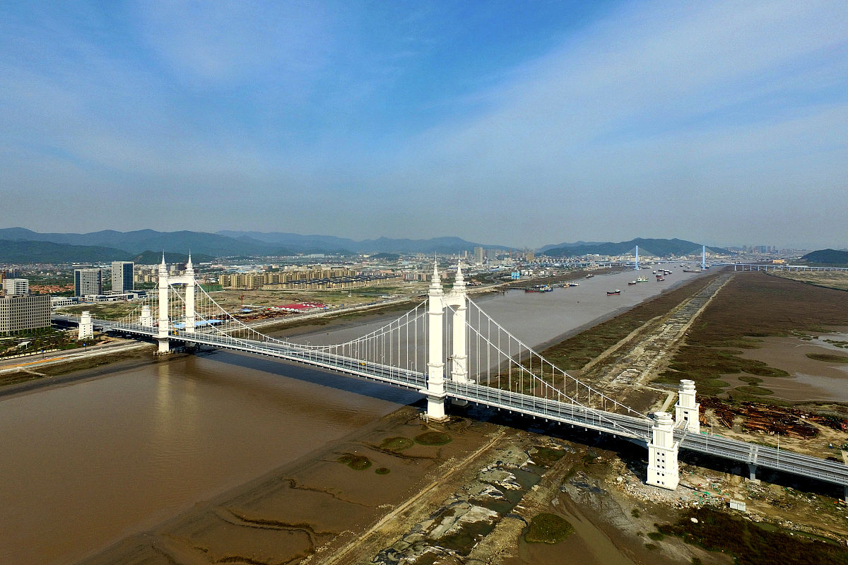 转正书施工涂装中小微企业预结算岗位写出对公司发展的建议或看法
